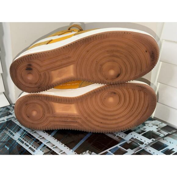 Nike Air Force 1 Low Wheat Flax Suede Gum Sole Men’s 7.5 DA8302-700 - Picture 7 of 11